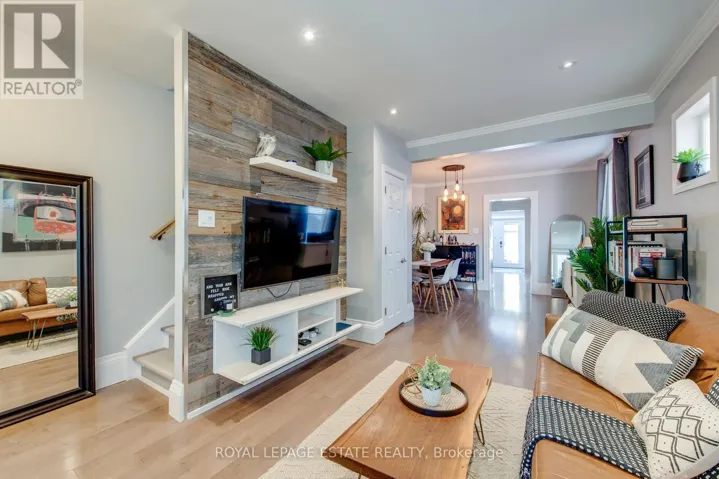 138 WOODMOUNT AVENUE, Toronto (Danforth Village-East York), Ontario M4C3Y8