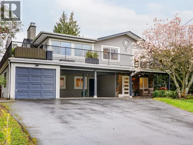 1016 Clarke Rd, Central Saanich, British Columbia V8M1C7