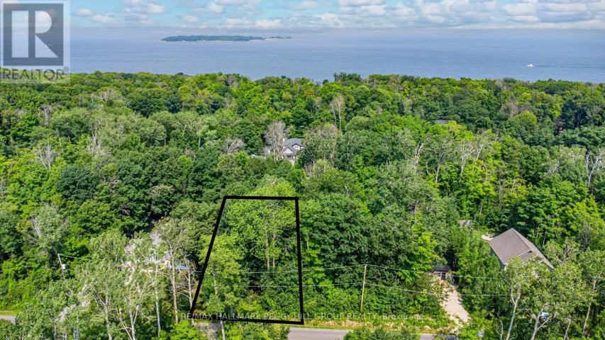 81 WOZNIAK ROAD, Penetanguishene, Ontario L9M1W6