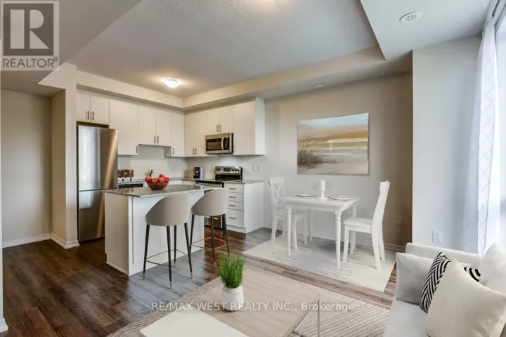 TH7 - 24 FIELDWAY ROAD, Toronto (Islington-City Centre West), Ontario M8Z3L1