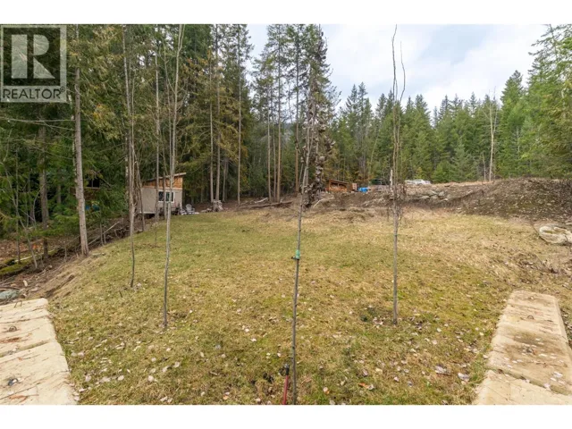 2569 Lark Road Lot# 41, Anglemont, British Columbia V0E1M8