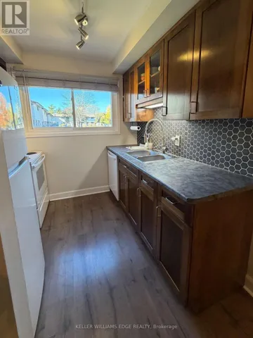 3 - 3 TIFFANY PLACE, Quinte West (Trenton Ward), Ontario K8V6A3