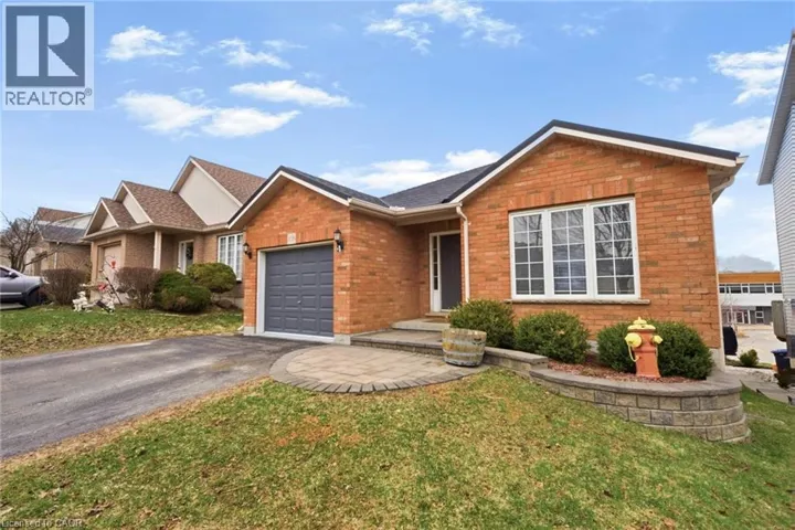 858 STONEGATE Drive, Woodstock, Ontario N4V1G4