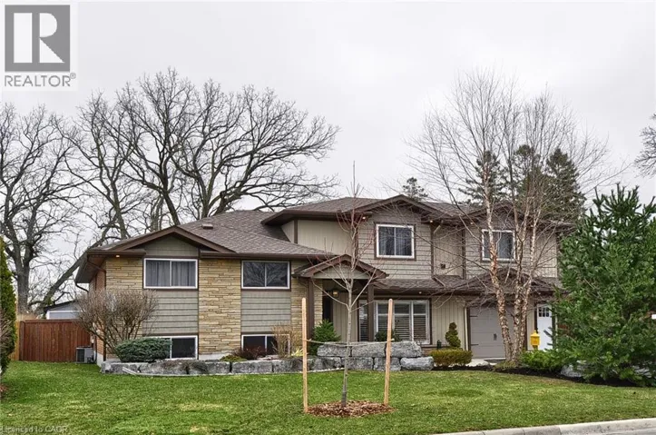 19 WOODLAND Drive, Cambridge, Ontario N1R2X7