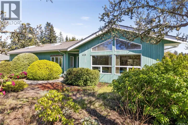 619 Johnstone Rd, Parksville, British Columbia V9P2A5