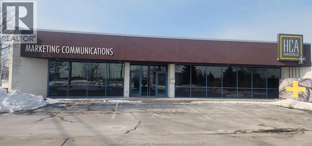 4600 RHODES DRIVE Unit# 4, Windsor, Ontario N8W5C2