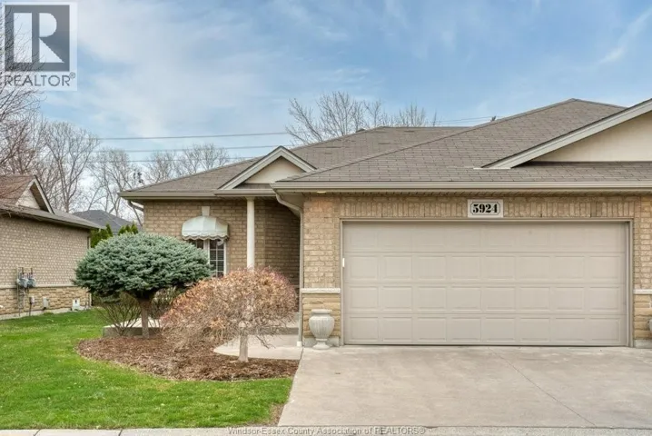 5924 Ballantrae CRESCENT, Windsor, Ontario N9J3Y7