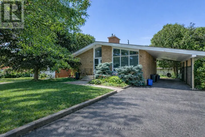 2347 BASELINE ROAD, Ottawa, Ontario K2C0E2