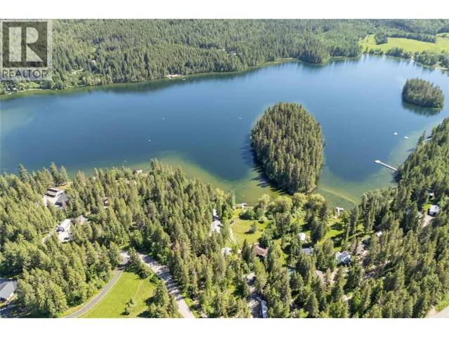 769 & 771 Gardom Lake Road, Enderby, British Columbia V4Y4H8