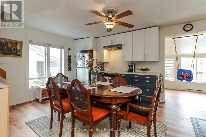 106 WILLIAM STREET, Tay (Victoria Harbour), Ontario L0K2A0