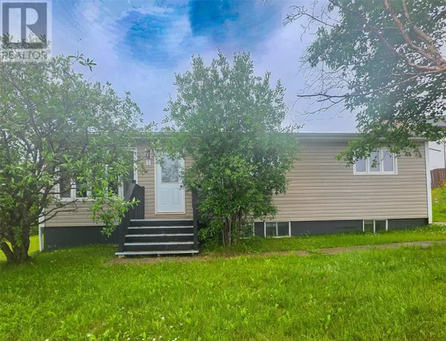 1 Cabot Drive, Wabush, Newfoundland & Labrador A0R1B0