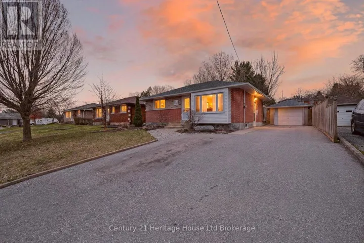 390 ARGYLE STREET, Woodstock (Woodstock - South), Ontario N4S2G6