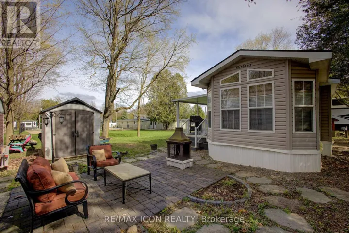 8 MAPLE, Wellington North (Mount Forest), Ontario N0G2L0