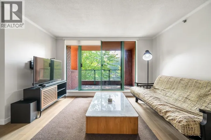 312 503 W 16TH AVENUE, Vancouver, British Columbia V5C4N3