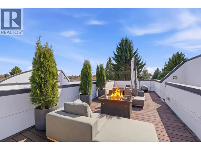 9 2880 W 4TH AVENUE, Vancouver, British Columbia V6K1R2