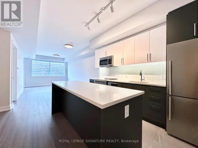 210 - 664 SPADINA AVENUE, Toronto (University), Ontario M5S0G4