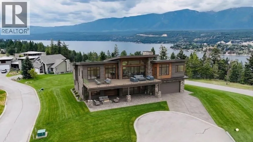 640 UPPER LAKEVIEW Road Unit# 5, Windermere, British Columbia V0A1K3