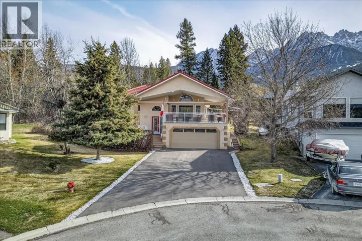 4885 Carnoustie Place, Fairmont Hot Springs, British Columbia V0B1L1