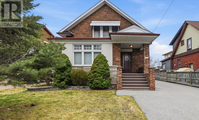 482 SIMCOE STREET N, Oshawa (O'Neill), Ontario L1G4T6