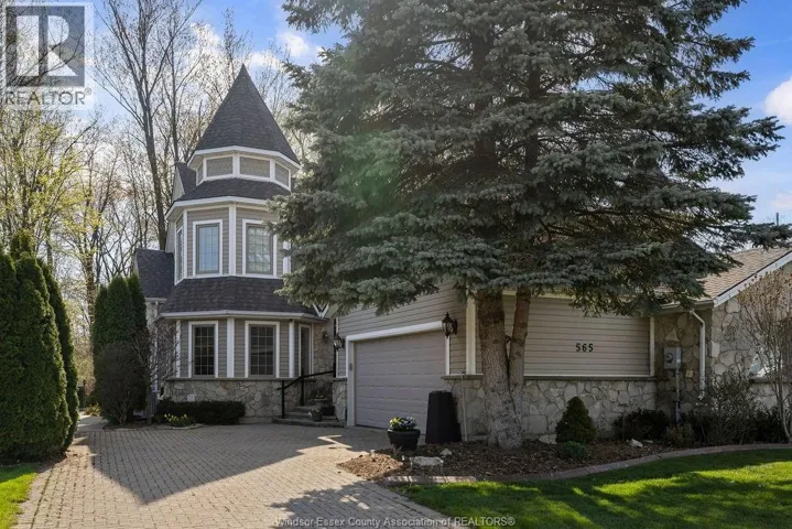 565 GOLD COAST, Amherstburg, Ontario N8N1M2