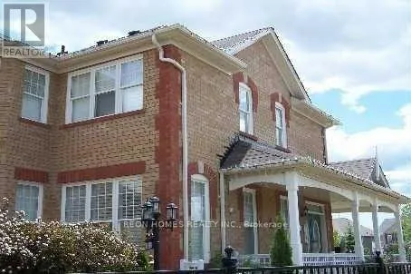 COACH HOUSE - 1 CHIPPENHAM LANE, Markham (Cornell), Ontario L6B1L6