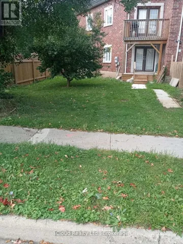 17 JOSEPH STREET, Brampton (Downtown Brampton), Ontario L6X1H6