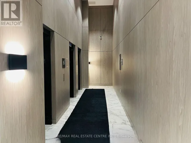 1902 - 15 WELLINGTON STREET S, Kitchener, Ontario N2G0E4