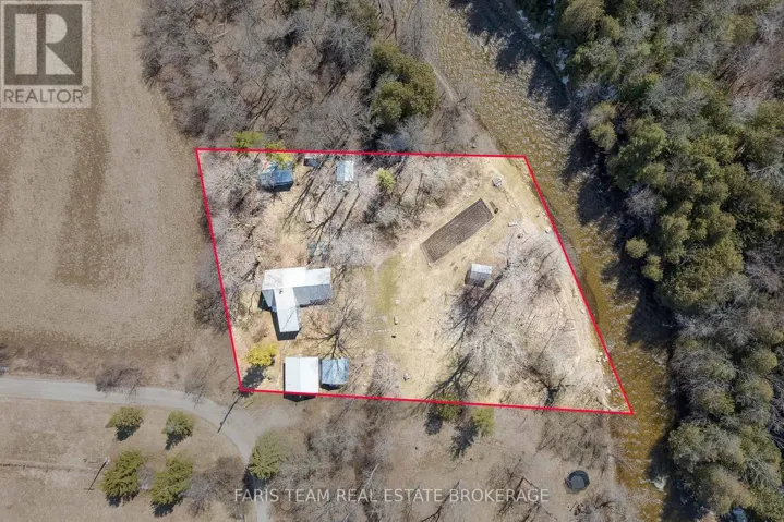 7237 6/7 SIDEROAD NOTTAWASAGA, Clearview (Creemore), Ontario L0M1G0