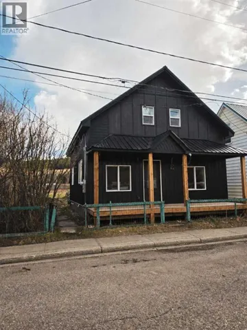 7022 17 Avenue N, Coleman, Alberta T0K0M0
