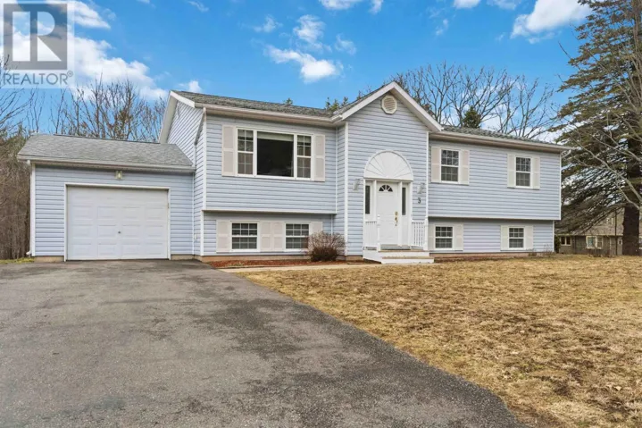 3 Acadia Drive, Kentville, Nova Scotia B4N5E1