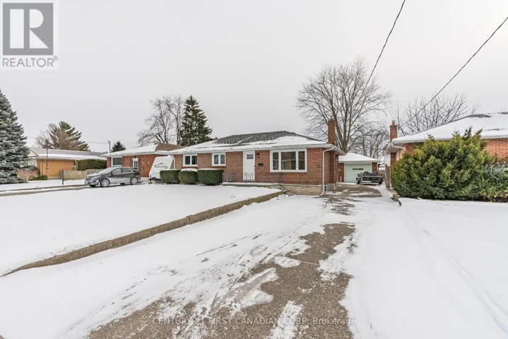 UPPER - 177 MYRTLE STREET, St. Thomas, Ontario N5R2G8