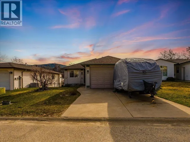 1448 Emerald Crescent, Castlegar, British Columbia V1N4W2