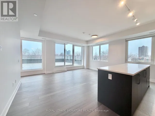 403 - 664 SPADINA AVENUE, Toronto (University), Ontario M5S0G4