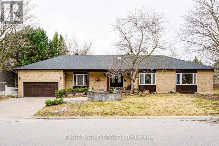 48 MONTGOMERY COURT, Markham (Buttonville), Ontario L3R0C2