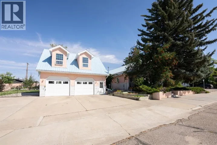 329 2 Avenue NE, Milk River, Alberta T0K1M0