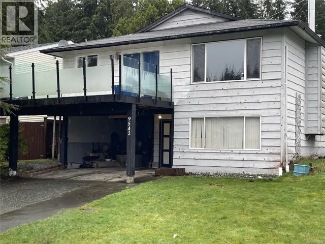 9542 Scott St, Port Hardy, British Columbia V0N2P0