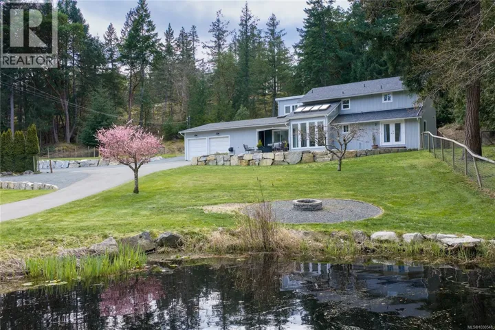 2191 Florence Dr, Nanoose Bay, British Columbia V9P9E9