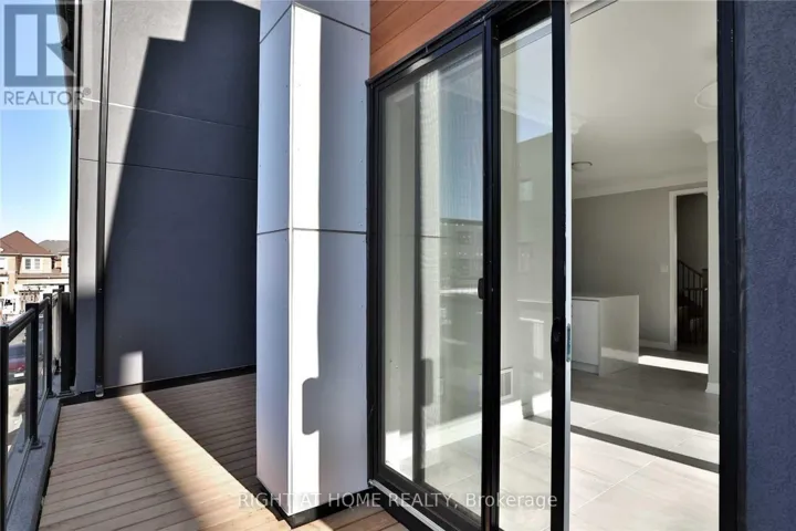 #7 - 92 HUGUENOT ROAD, Oakville (GO Glenorchy), Ontario L6H0M3