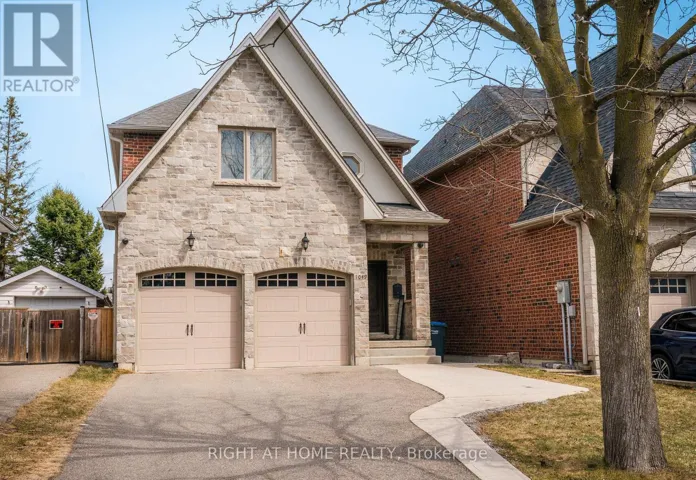 1049 GREAVES AVENUE, Mississauga (Lakeview), Ontario L5E3G1