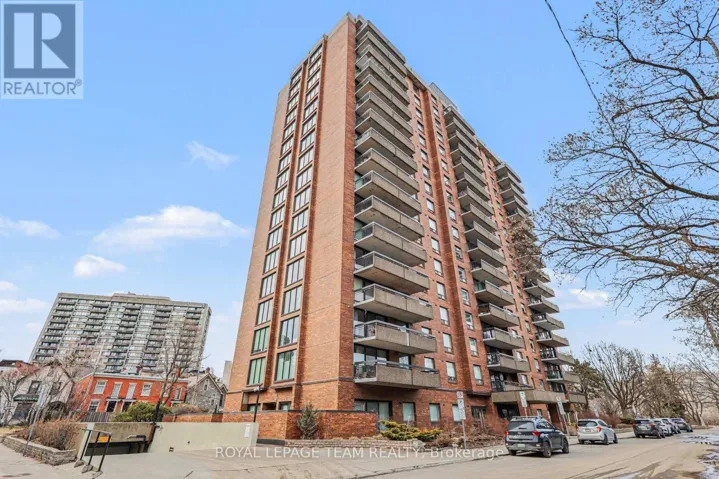 1701 - 20 THE DRIVEWAY, Ottawa, Ontario K2P1C8