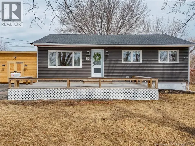 107 Teak Drive, Fredericton, New Brunswick E3A2J2