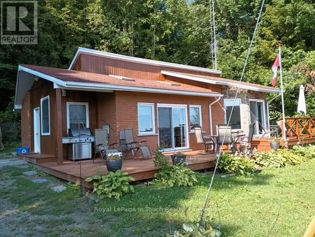 468 CHAMPLAIN ROAD, Penetanguishene, Ontario L9M1S5