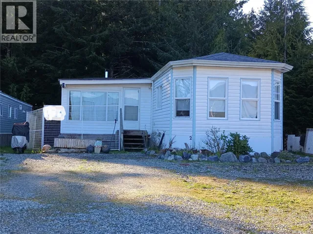 2 2390 Pacific Rim Hwy, Ucluelet, British Columbia V0R3A0