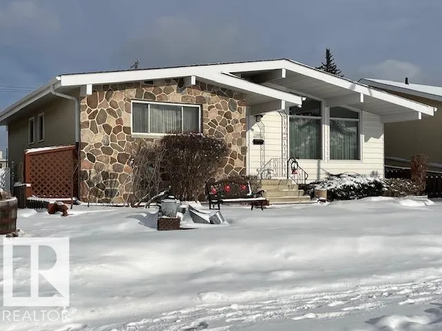 11003 144 ST NW, Edmonton, Alberta T5N2W4