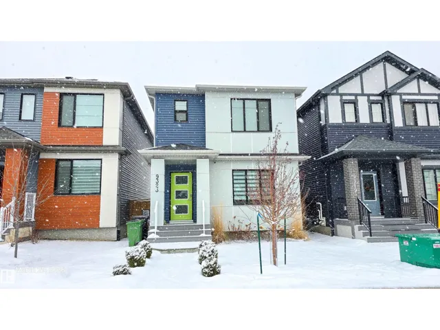9323 222 ST NW, Edmonton, Alberta T5T7P1