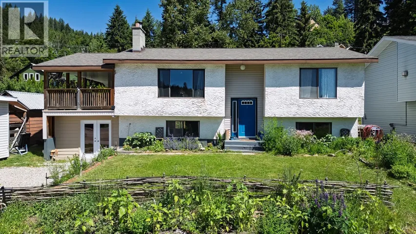 1730 Kootenay Avenue, Rossland, British Columbia V0G1Y0