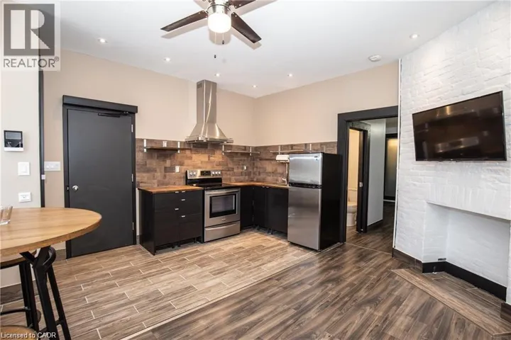 207 REBECCA Street Unit# 1A, Hamilton, Ontario L8R1C2