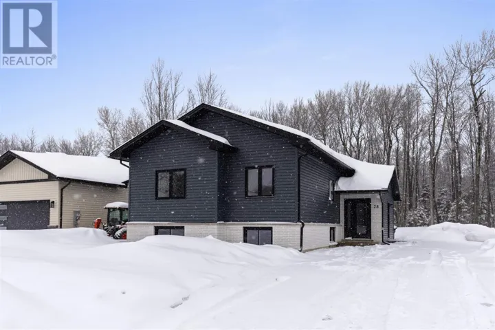 28 Sherwood PKWY, Sault Ste. Marie, Ontario P6C3A8