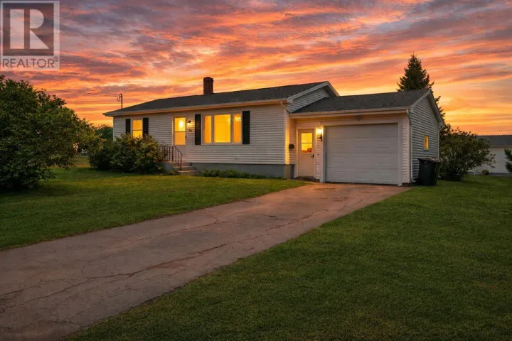 14 Centennial Street, Kensington, Prince Edward Island C0B1M0