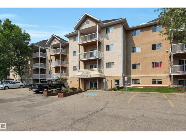 #302 17467 98A AV NW, Edmonton, Alberta T5T6E9